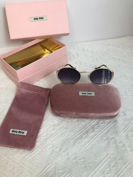 Miu Miu Gold Round Sunglasses with Original Packaging - Picture 6 of 8